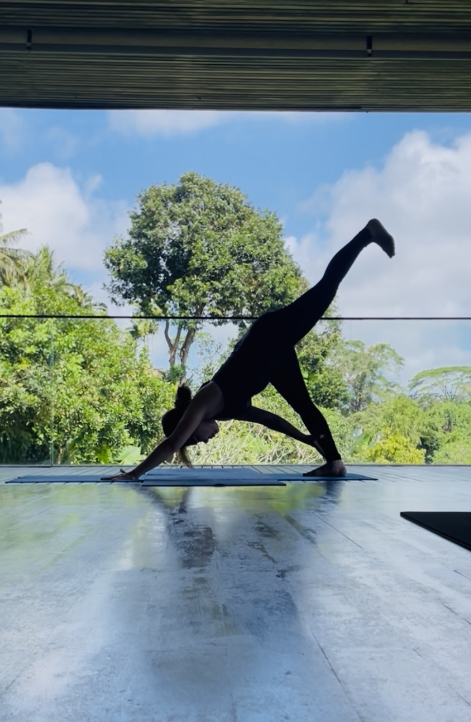 kay⭐️Sunday morning yoga 🗓️schedule